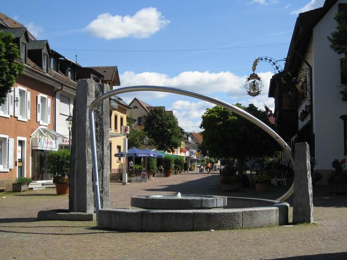 Brunnen Fugngerzone Kirchzarten