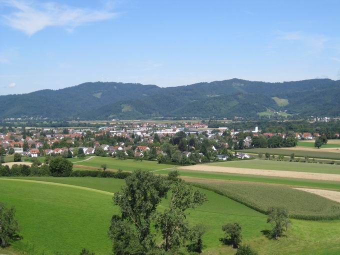 Burg-Birkenhof: Blick Rosskopf