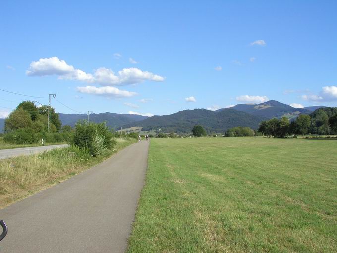 Fahrradweg Freiburger Strae Krichzarten