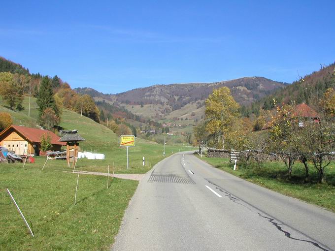 Neuenweg Belchenblick Ortsausgang