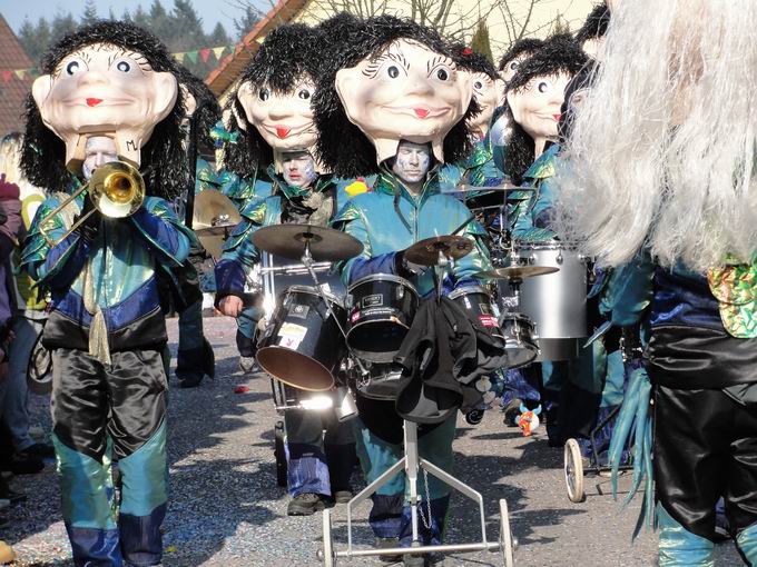 Guggenmusik Hinterbachsrpfler Dangstetten