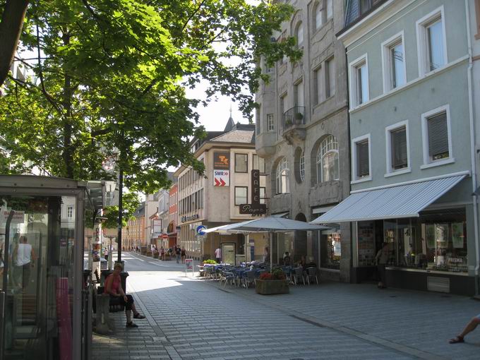 Basler Strae Lrrach: Blick Pdagogikum