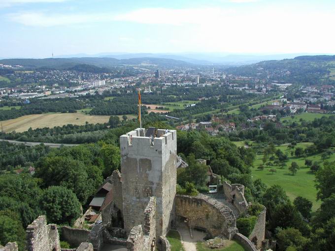 Burg Rtteln: Blick Torturm