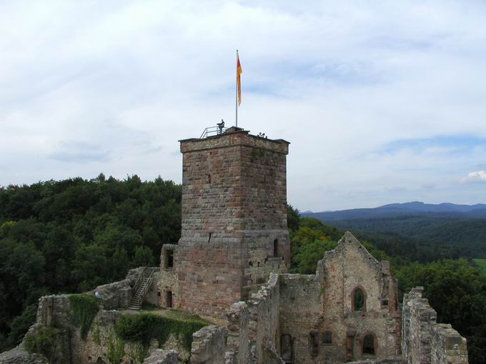 Burg Rtteln: Bergfried