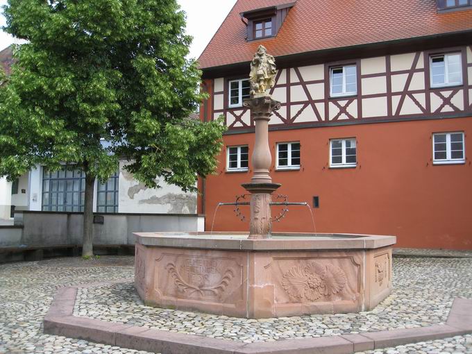 Barocker Stockbrunnen in Merdingen