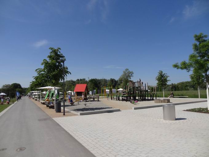 Landesgartenschau Neuenburg: Landkreisspielplatz