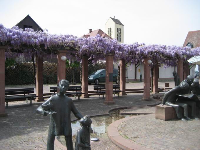 Brunnenanlage Marktplatz Neuenburg