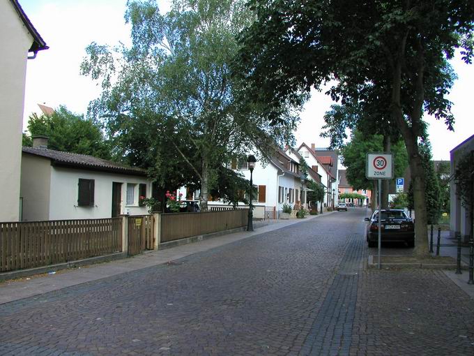 Metzgerstrasse Neuenburg: Ostblick