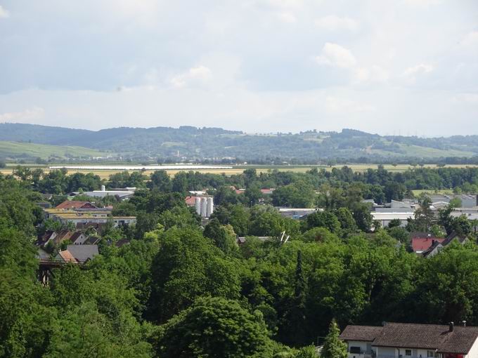 Bertholdturm Neuenburg: Blick Schliengen