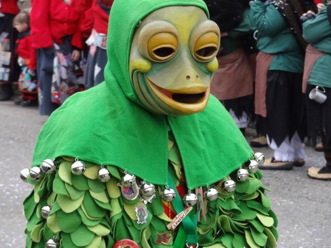 Maske Wuhrlochfrosch Neuenburg