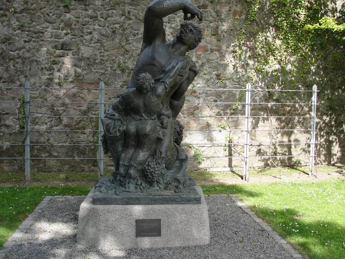Bronzeskulptur Dionysos Offenburg