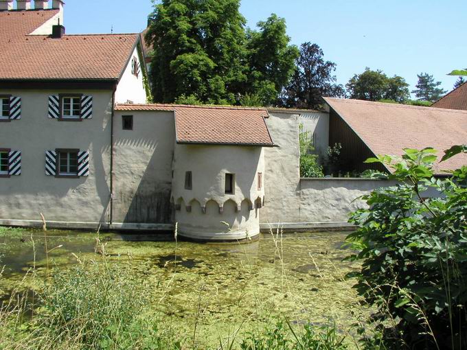 Auenmauer Bogenhalle Schloss Beuggen