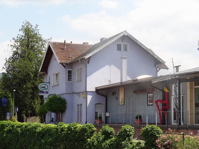 Bahnhof Schallstadt: ehemaliges Bahnhofsgebude