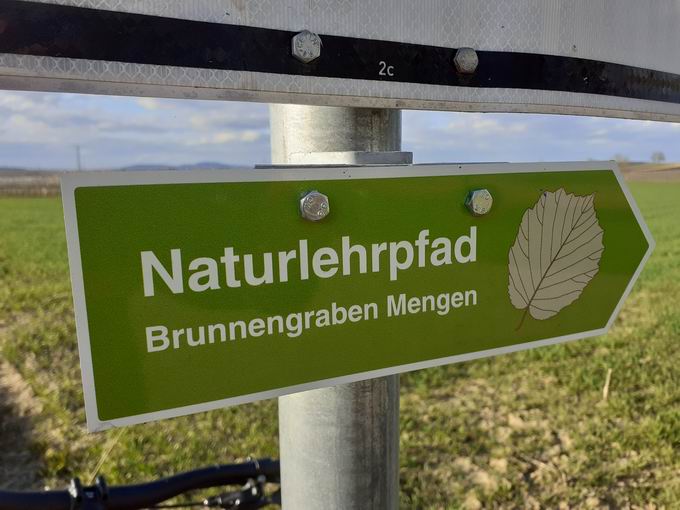 Naturlehrpfad Brunnengraben Mengen