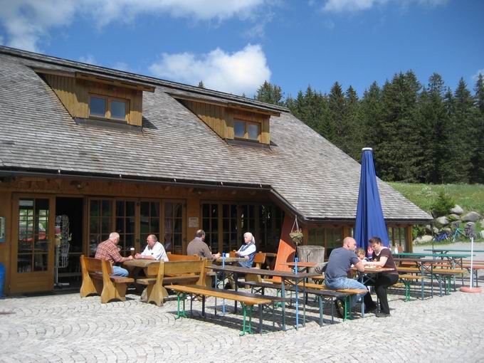 Sitzgelegenheiten Reinertonishof Schönwald