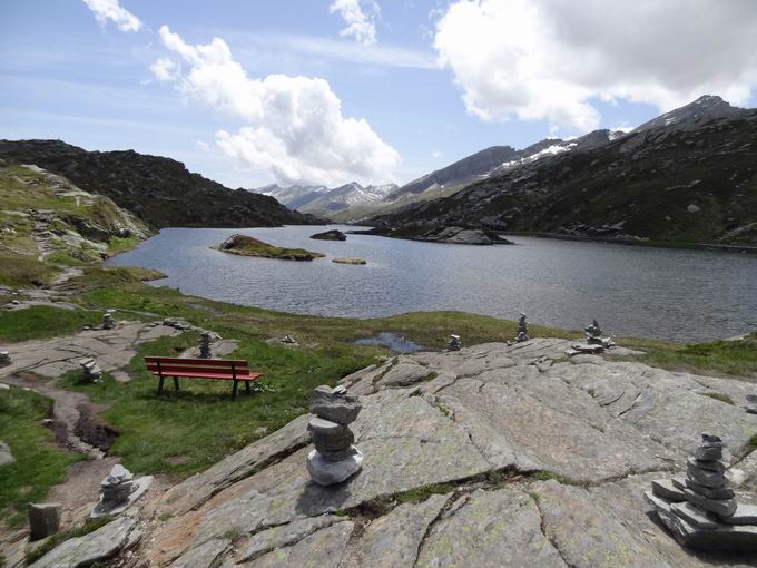 San-Bernardino-Pass: Laghetto Moesola