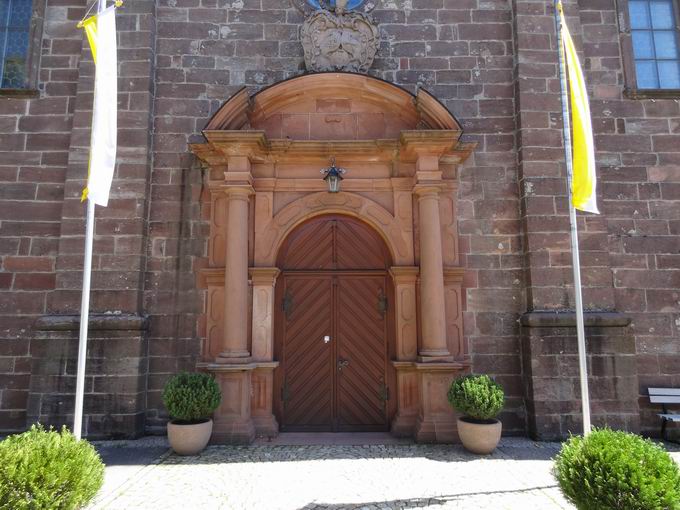 Wallfahrtskirche Mariä Himmelfahrt St. Märgen: Eingang