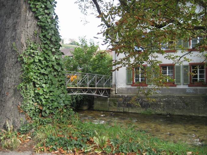 Neumagenbrcke im Grn Staufen