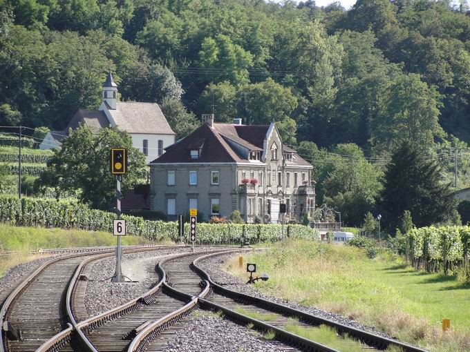 Bahnhof Oberrotweil: Kaiserstuhlbahn