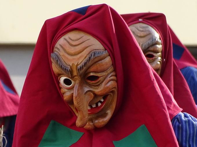 Deyfelswieber Waldkirch: Maske