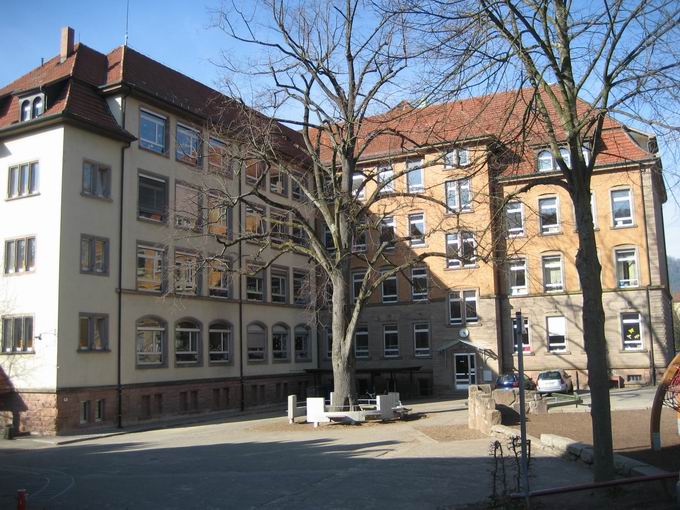 Schulhof Schwarzenbergschule Waldkirch