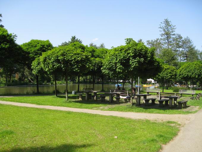 Stadtrainsee: Sitzgelegenheiten