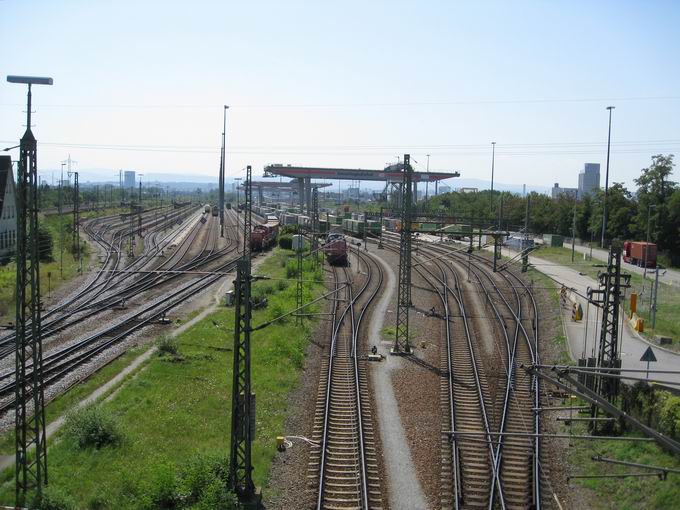 Umschlagbahnhof Basel-Weil am Rhein