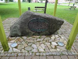 Sohle Fundbohrloch Bad Drrheim: Gedenkstein