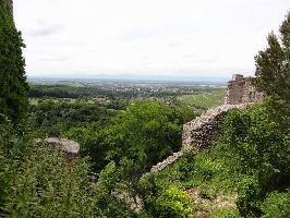 Burg Badenweiler: Blick Innenhof Rheinebene