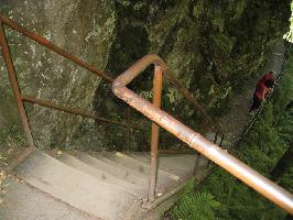 Treppe großer Wasserfall Ravennaschlucht