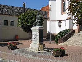 Kirche St. Georg Ehrenstetten: Kriegerdenkmal