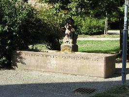 Gänseliesel-Brunnen Kiechlinsbergen
