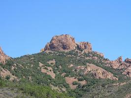 Agay: Felsen Esterel-Gebirge