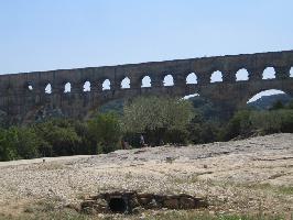 Pont du Gard: Obere Ebene