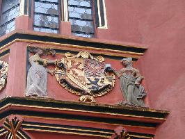 Historisches Kaufhaus Freiburg: Wappen Kaiser Ferdinands I.