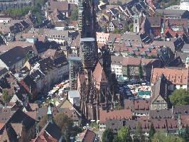 Wochenmarkt auf dem Mnsterplatz Freiburg