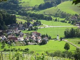 Schlossbühl Glottertal: Blick Wohnplatz Unter Wiggisbrugg Schlossbühl Glottertal: Blick Wohnplatz Unter Wiggisbrugg