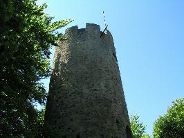 Zhringer Burg: Blick Zinnen Rundturm