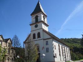 Kirche St. Hilarius Bleichheim: Westansicht