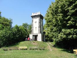 Neunlindenturm auf dem Kaiserstuhl