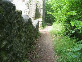 Burg Neuenfels: Zwinger