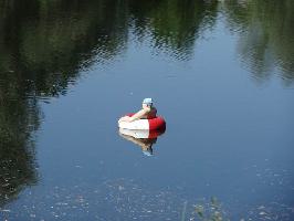 Landesgartenschau Neuenburg: Schwimmreifenmann