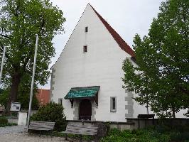 Westansicht Kirche St. Peter und Paul Owingen