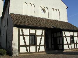 Eingang Pfarrkirche Maria Himmelfahrt