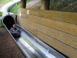 Baumkronenweg Waldkirch: Wagemutiger Besucher Riesenrutsche